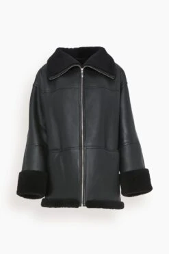 Toteme Signature Shearling Jacket In Black