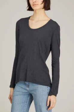 American Vintage Jacksonville Long Sleeve Shirt In Navy 8 American Vintage Jacksonville Long Sleeve Shirt In Navy -All Seasons Style american JacksonvilleLongSleeveShirtinNavy 2