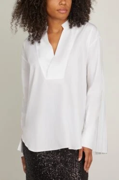 Nur Pleated Back Crewneck Tunic In White -All Seasons Style callasmilano NurPleatedBackCrewneckTunicinWhite 2