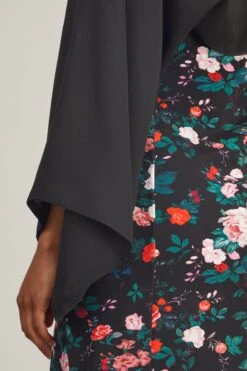 Beau Long Sleeve Addition In Black 11 Beau Long Sleeve Addition In Black -All Seasons Style estott beau long sleeve addition in black 4