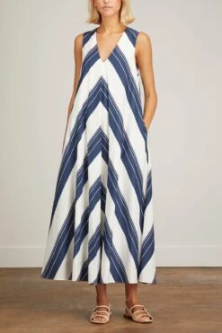 Hampden Dress In Navy 8 Hampden Dress In Navy -All Seasons Style lee mathews hampden dress in navy 2