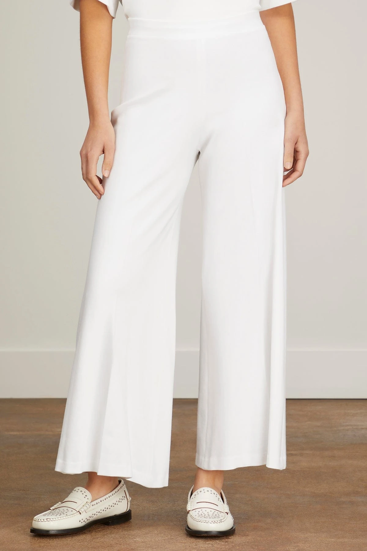 Pull On Wide Leg Culotte In White 5 Pull On Wide Leg Culotte In White - Image 3