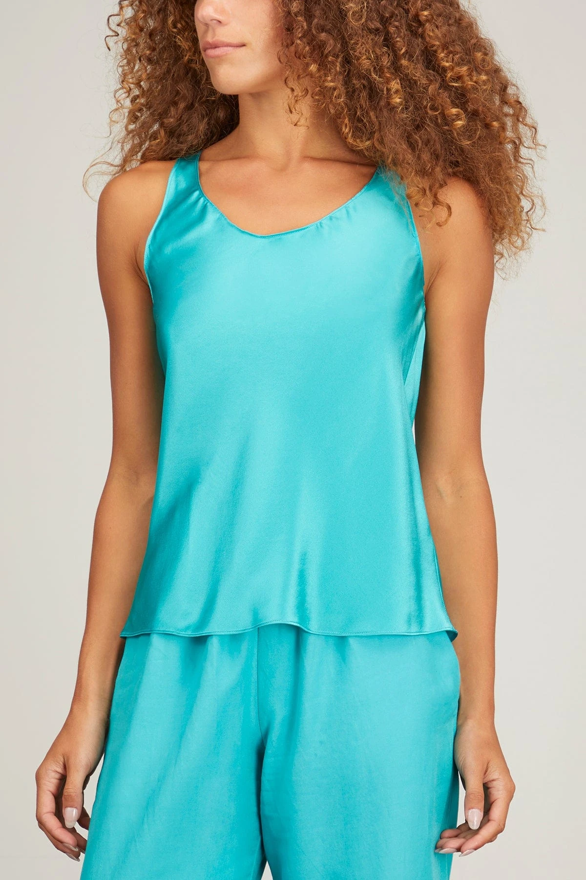 Clare Silk Tank In Viv 5 Clare Silk Tank In Viv - Image 3