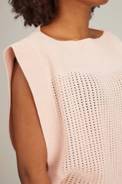 Top Sleeveless Round Neck Knit Sweater In Rosa 11 Top Sleeveless Round Neck Knit Sweater In Rosa -All Seasons Style sasuphi to sleeveless round neck knit sweater in rosa 4 1
