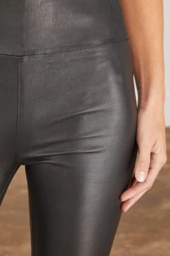 Crop Flare Legging In Black 11 Crop Flare Legging In Black -All Seasons Style sprwmn crop flare legging in black 4