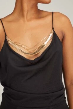 STELLA MCCARTNEY Light Wool Merino Knit Top In Black 11 STELLA MCCARTNEY Light Wool Merino Knit Top In Black -All Seasons Style stellamccartney LightWoolMerinoKnitTopinBlack 4 1